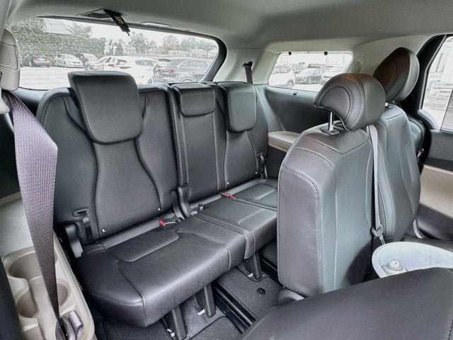 Certified 2026 Kia Carnival EX FWD image 27