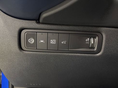 New 2026 Chevrolet Equinox EV LT image 27