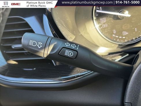 Used 2023 Buick Envision Essence image 21