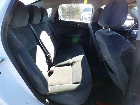 Used 2011 Chevrolet Impala LT image 9