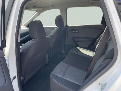 Used 2023 Nissan Rogue SV AWD/4WD image 12