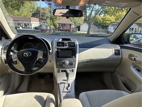Used 2013 Toyota Corolla LE w/ Premium Complete Pkg FWD image 9