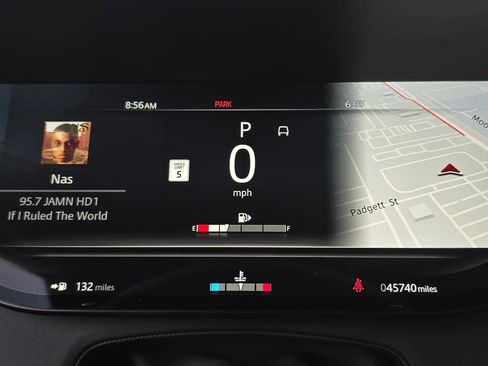 Used 2023 Land Rover Range Rover SE image 20