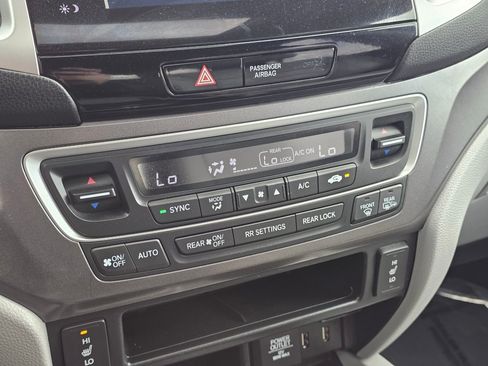 Used 2017 Honda Pilot EX-L image 8