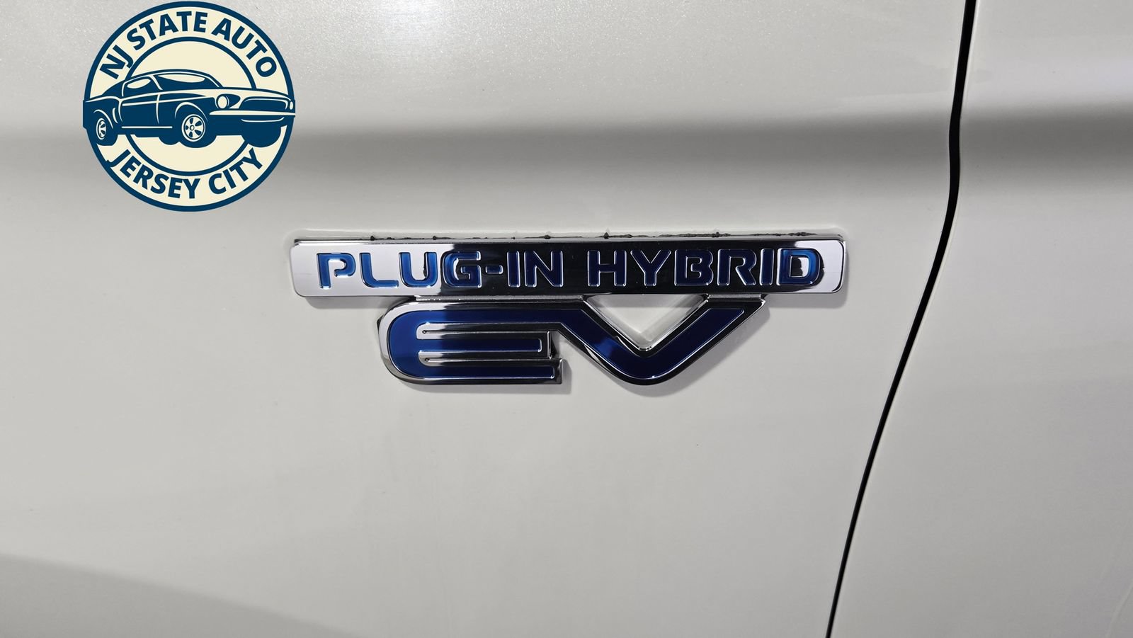 Used 2018 Mitsubishi Outlander SEL AWD/4WD image 10