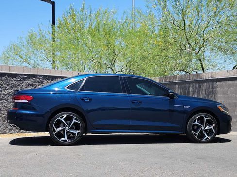Used 2020 Volkswagen Passat 2.0T R-Line FWD image 9