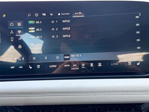 Certified 2025 Audi A6 e-tron Premium Plus w/ Premium Plus image 15