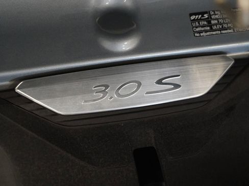 Used 2021 Porsche 911 Carrera 4S image 35