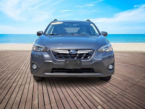 Used 2023 Subaru Crosstrek 2.0i Premium AWD/4WD image 2