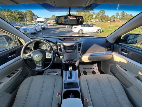 Used 2012 Subaru Outback 2.5i Premium AWD/4WD image 18
