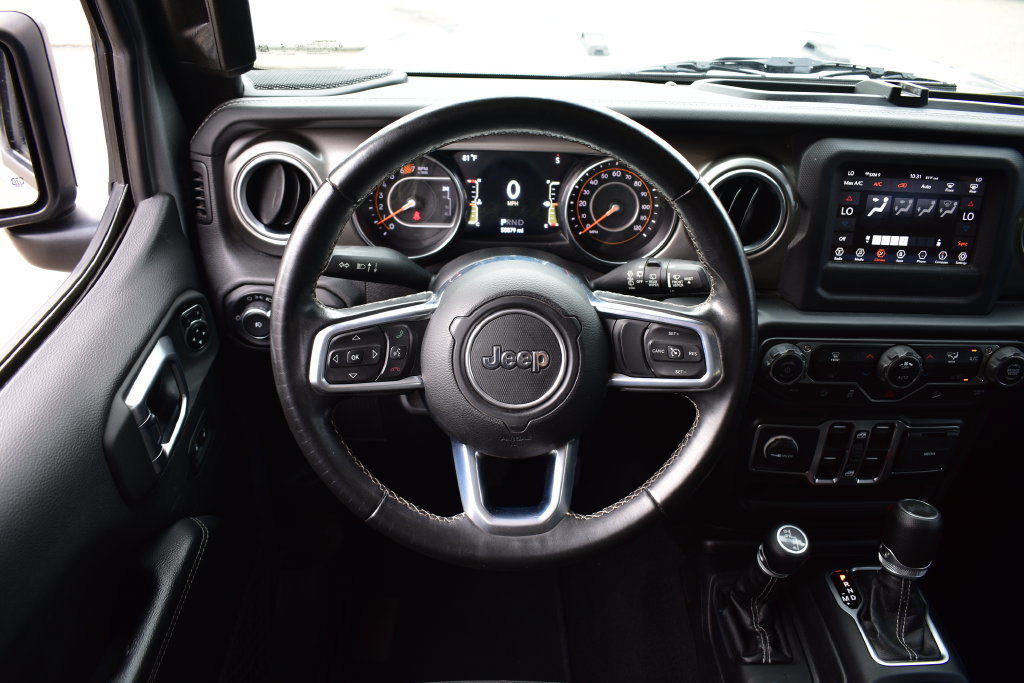 Used 2020 Jeep Wrangler Unlimited Sahara AWD/4WD image 39