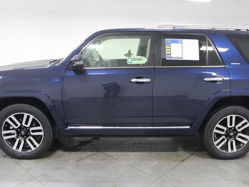 Used 2016 Toyota 4Runner Limited image 6
