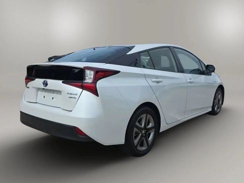 Used 2021 Toyota Prius Limited FWD image 7