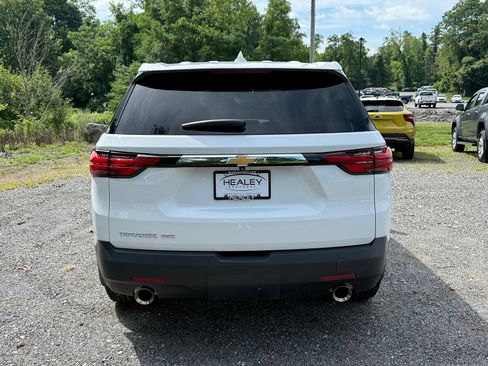 Certified 2022 Chevrolet Traverse LS w/ LPO, Floor Liner Package AWD/4WD image 5