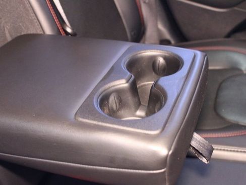 Used 2019 Jeep Cherokee Trailhawk w/ Comfort & Convenience Group image 15