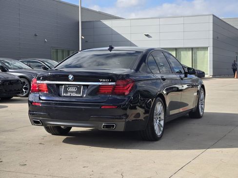 Used 2014 BMW 750i image 6