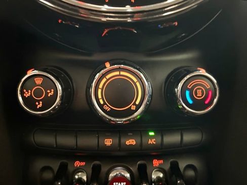 Used 2022 MINI Cooper 4-Door Hardtop FWD image 34