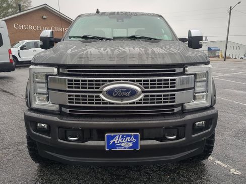 Used 2019 Ford F250 Platinum w/ Platinum Ultimate Package image 7