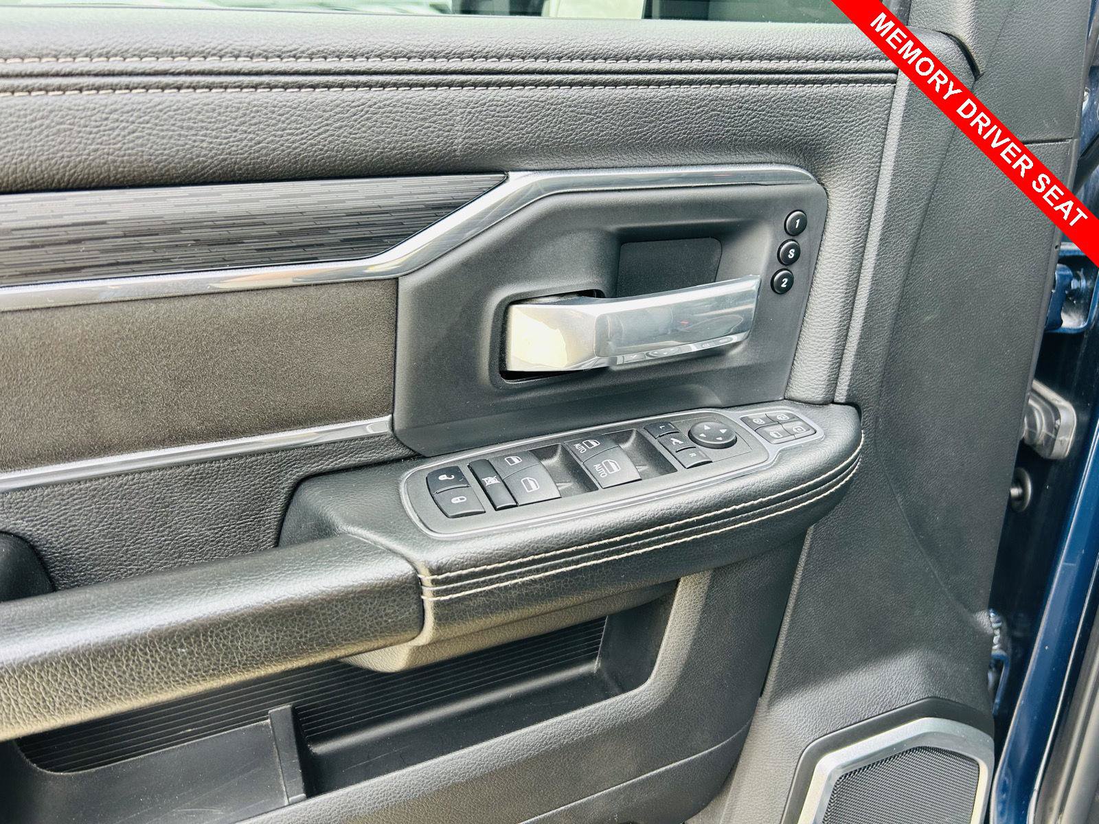 Used 2023 RAM 3500 Laramie AWD/4WD image 15
