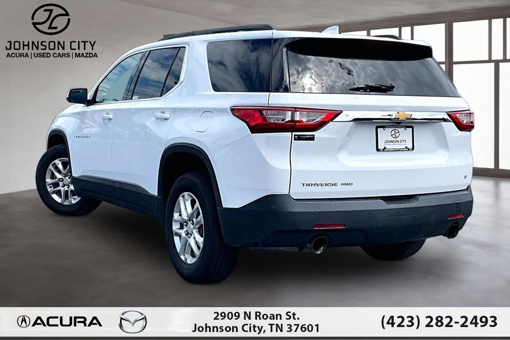 Used 2020 Chevrolet Traverse LT w/ Driver Confidence II Package AWD/4WD image 13