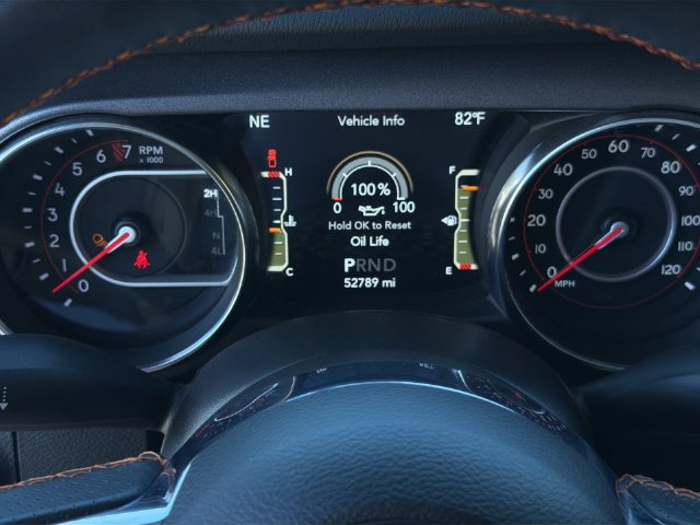 Used 2021 Jeep Gladiator Mojave AWD/4WD image 24