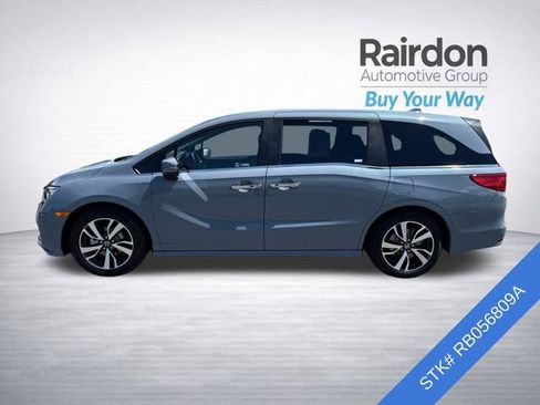 Used 2024 Honda Odyssey Touring image 4