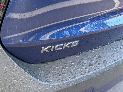 New 2025 Nissan Kicks SR image 7