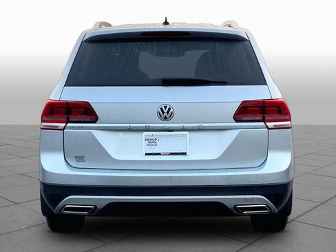 Used 2018 Volkswagen Atlas S image 4
