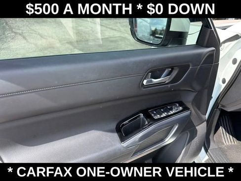 Used 2023 Nissan Pathfinder SL w/ Lighting Package (N92) AWD/4WD image 14