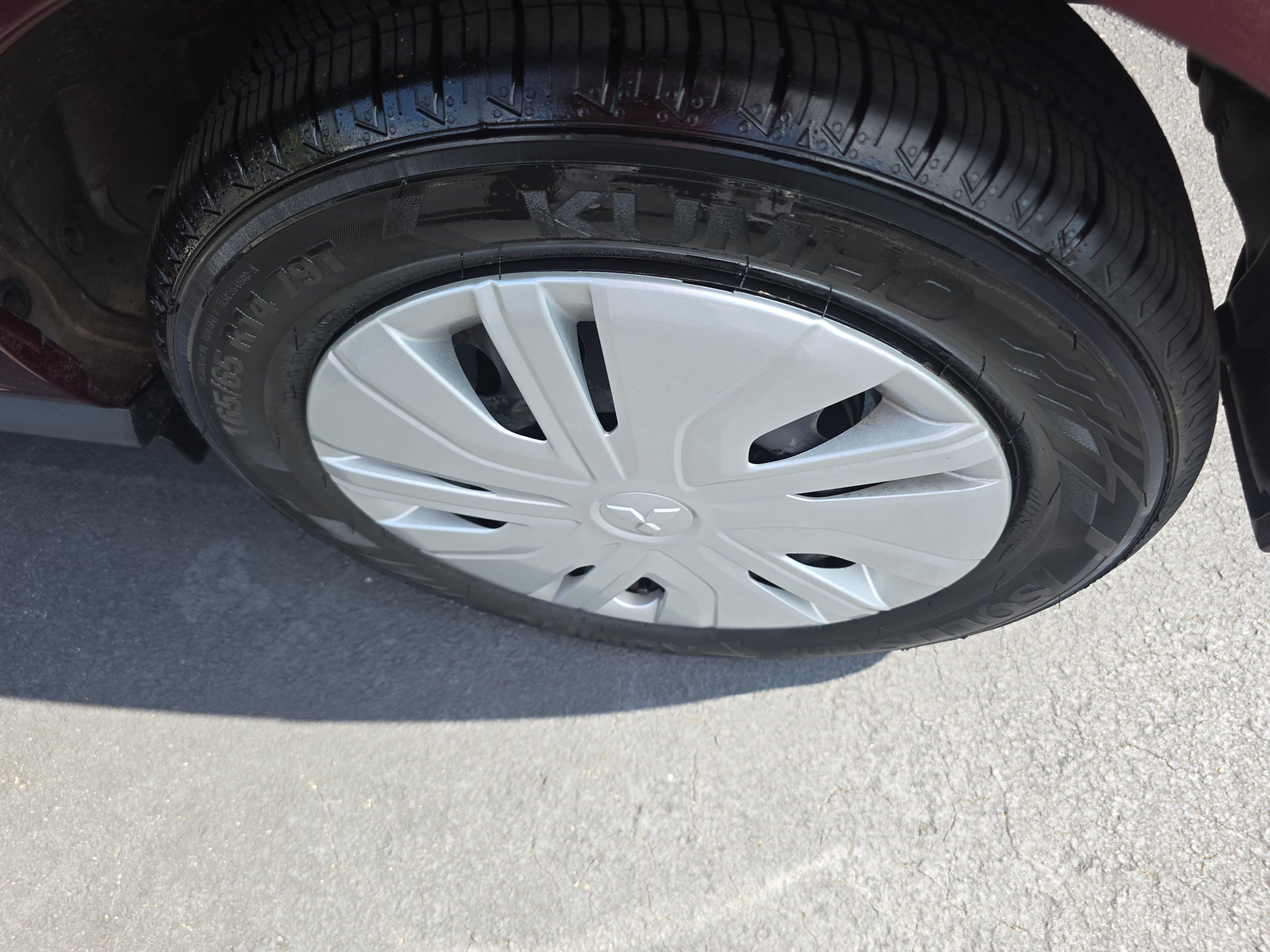 Used 2024 Mitsubishi Mirage ES FWD image 30