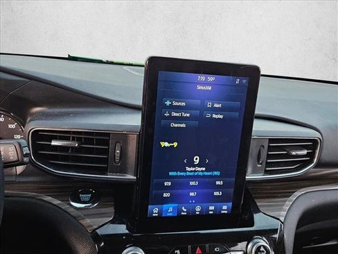 Certified 2022 Ford Explorer Limited w/ Limited Technology Package image 12