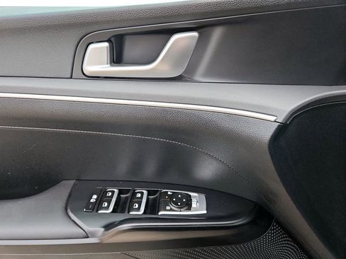 Used 2025 Kia K5 LXS image 22