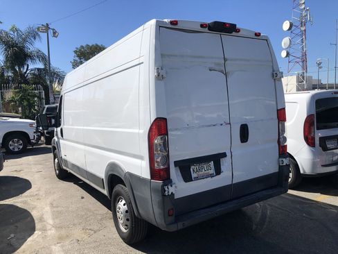Used 2015 RAM ProMaster 2500 w/ Interior Convenience Group image 3
