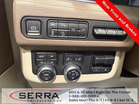 Used 2021 GMC Yukon Denali w/ Denali Ultimate Package image 23