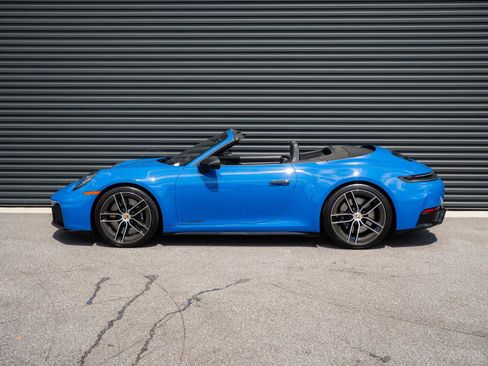 Certified 2025 Porsche 911 Carrera 4 GTS AWD/4WD image 2