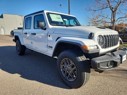 New 2026 Jeep Gladiator Sport
