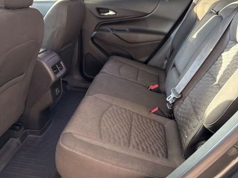Used 2019 Chevrolet Equinox LT image 12