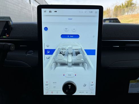 New 2025 Ford Mustang Mach-E Premium image 19