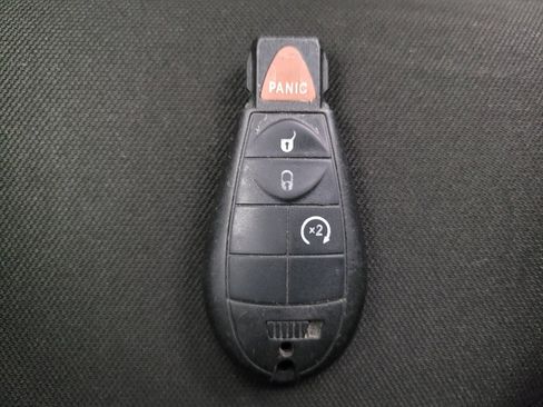 Used 2021 Jeep Cherokee Latitude image 32