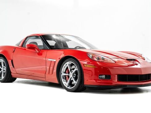 Used 2012 Chevrolet Corvette Grand Sport w/ 3LT Preferred Equipment Group image 6