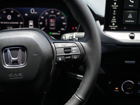 Used 2025 Honda Accord Sport image 24