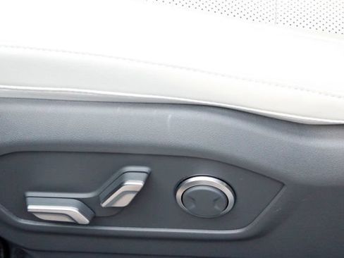 Certified 2026 Hyundai Santa Fe SEL FWD image 15