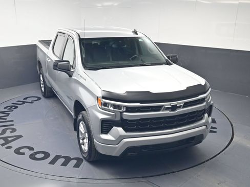 Used 2022 Chevrolet Silverado 1500 RST AWD/4WD image 31
