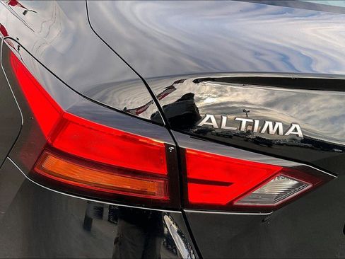 Certified 2024 Nissan Altima 2.5 S image 30