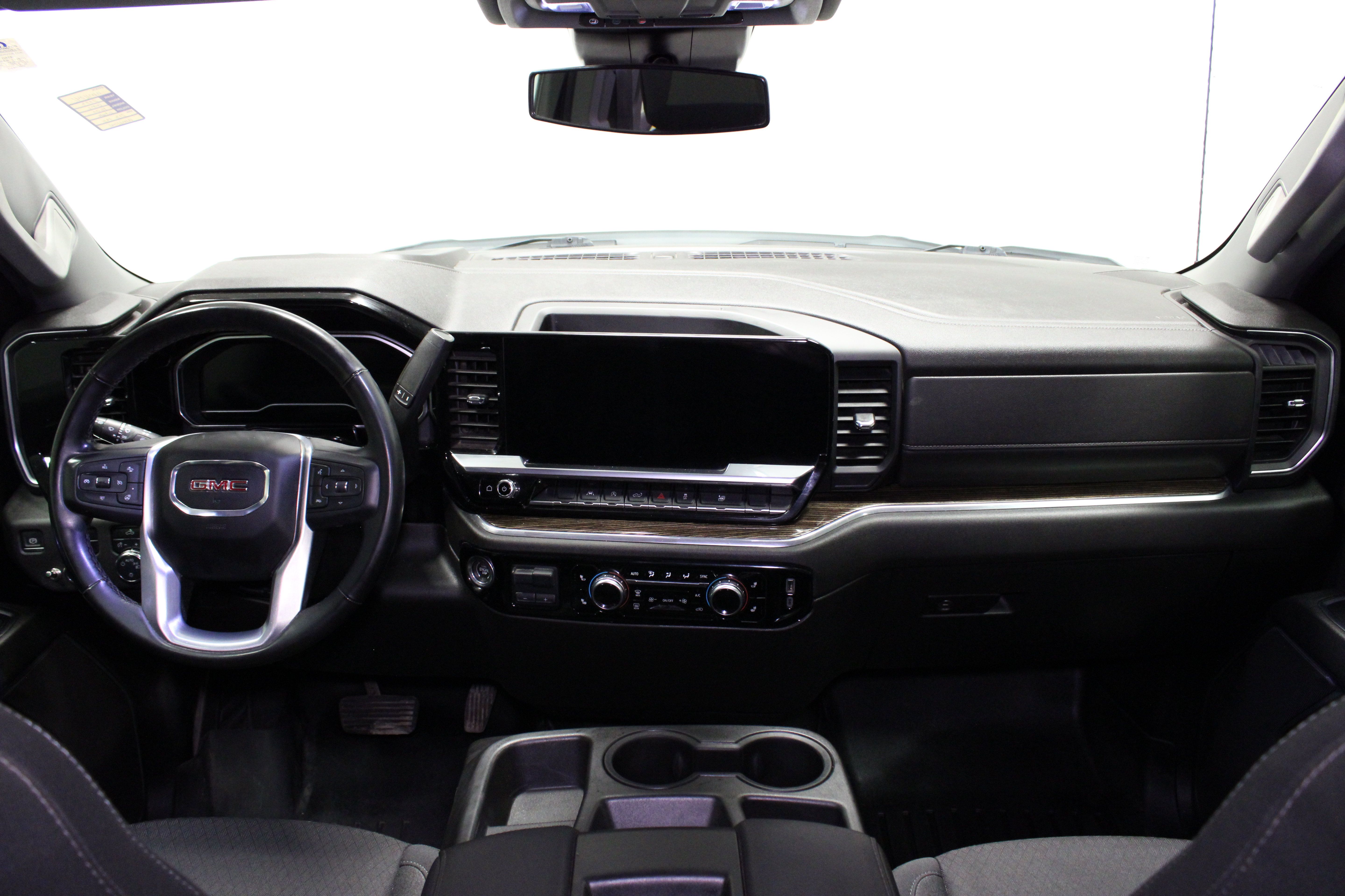 Used 2023 GMC Sierra 1500 SLE w/ Max Trailering Package AWD/4WD image 34
