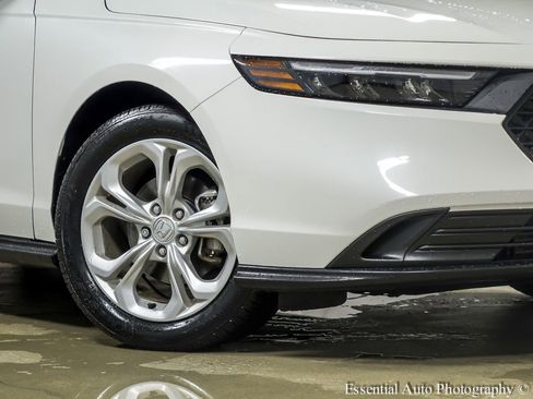Used 2023 Honda Accord LX image 4
