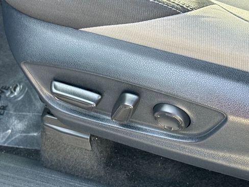 Used 2024 Toyota Tacoma TRD Off-Road image 47