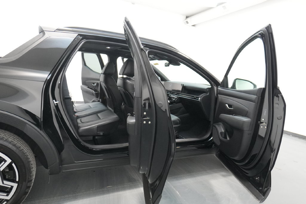 Used 2026 Hyundai Santa Cruz Limited AWD/4WD image 36