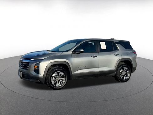 Used 2025 Chevrolet Equinox LT image 8