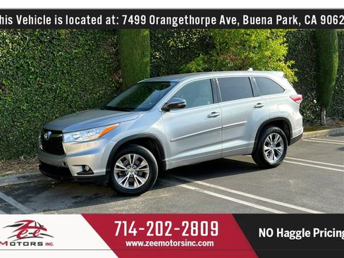Used 2015 Toyota Highlander Plus FWD image 12